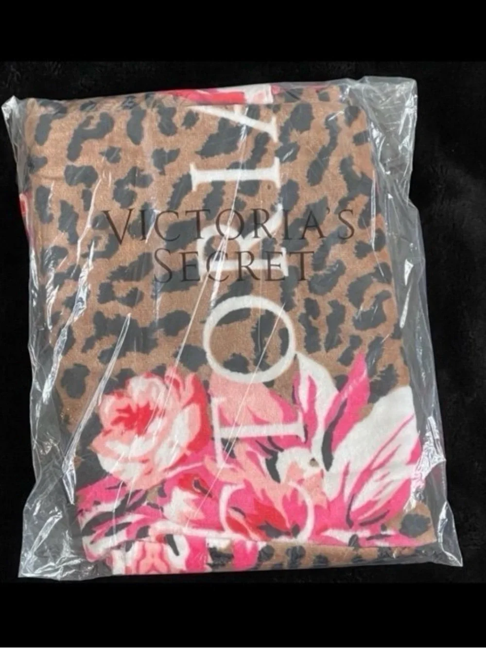 NEW Victoria’s Secret leopard Peony beach towel